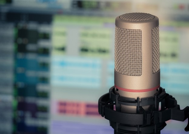 Image of a microphone that can be used for creating a podcast